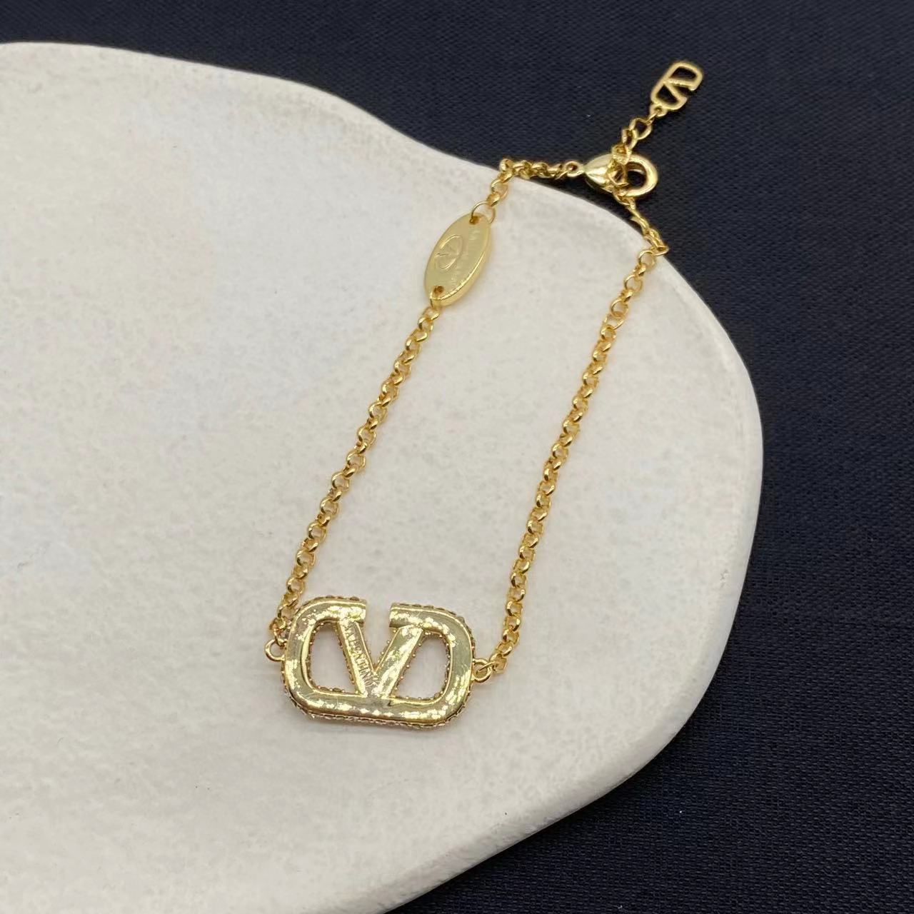 Valenti Garavani VLOGO Tone Swarovski Crystal Bracelet - DopestKickz