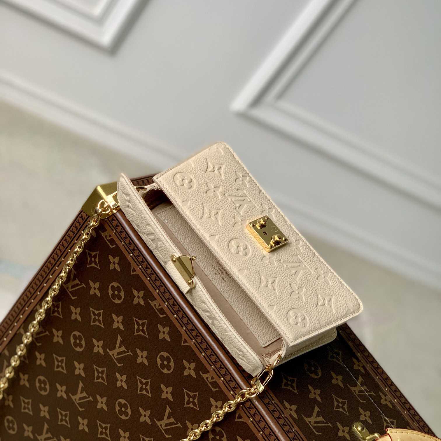 Louis Vuitton Wallet On Chain Métis(22×15×5.5cm)   M82836 - DopestKickz