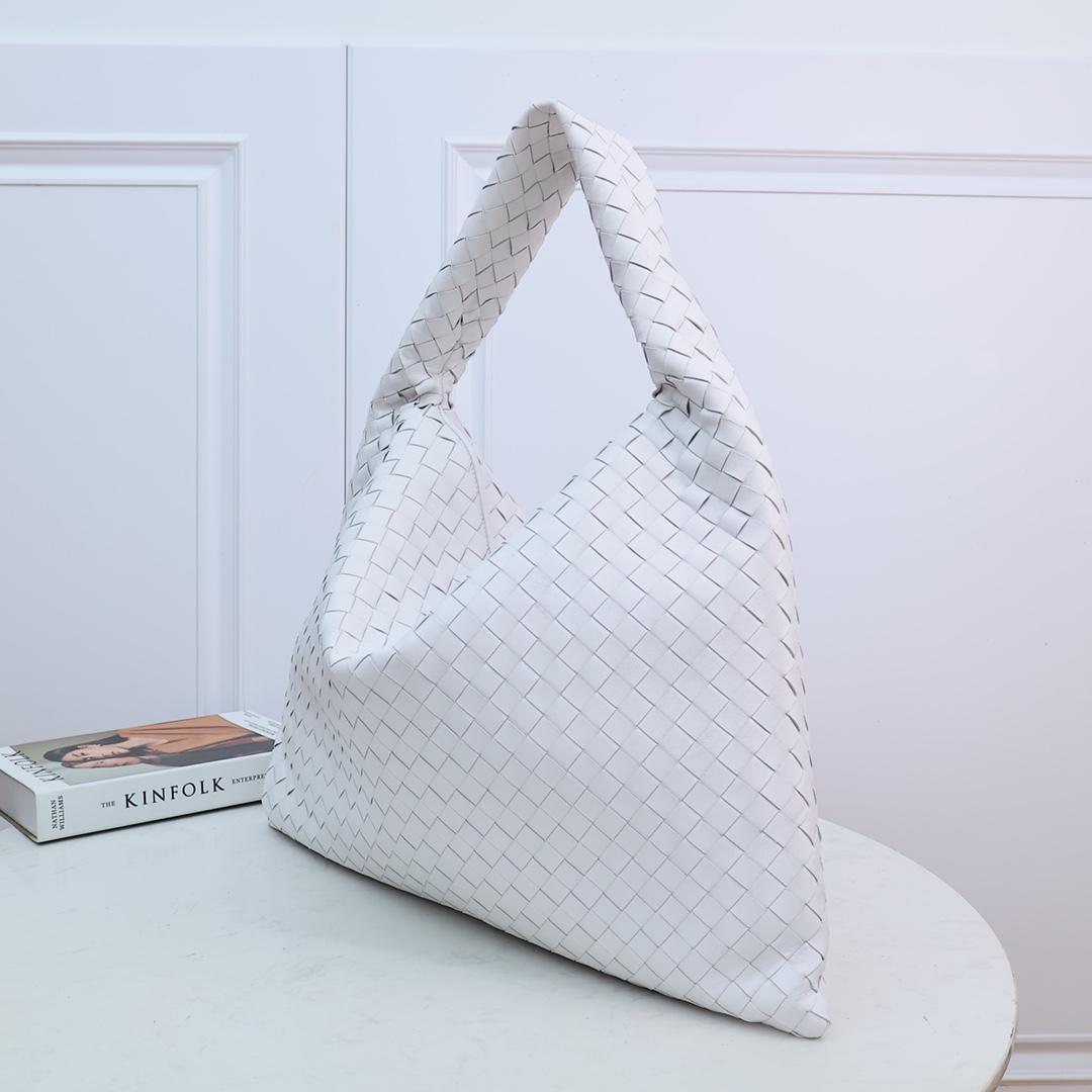 Bottega Veneta Large Hop - DopestKickz