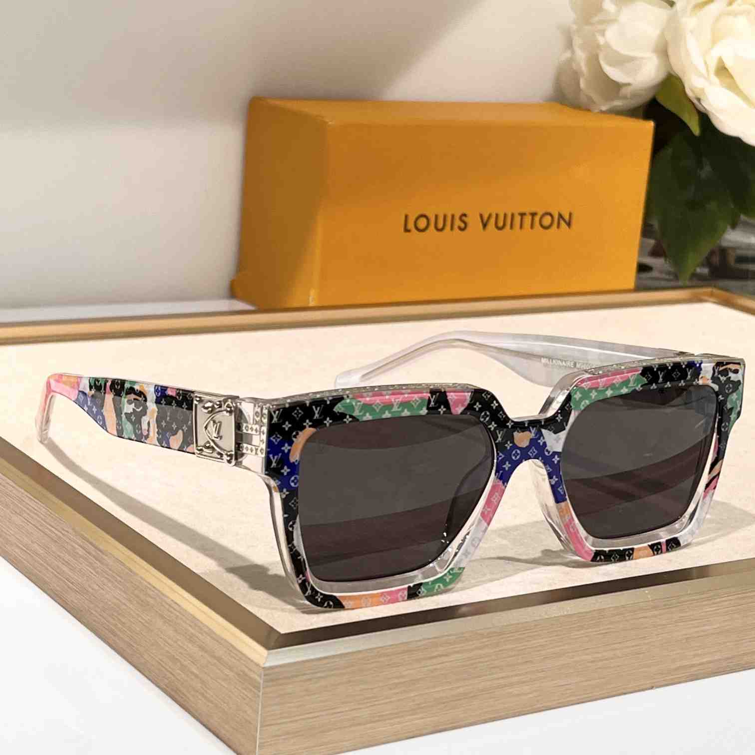Louis Vuitton 1.1 Millionaires Square Sunglasses  LV96006 - DopestKickz