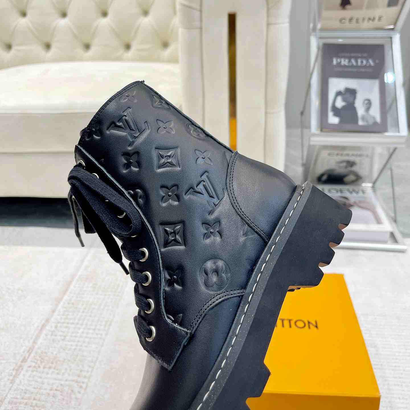Louis Vuitton Territory Flat Ranger - DopestKickz