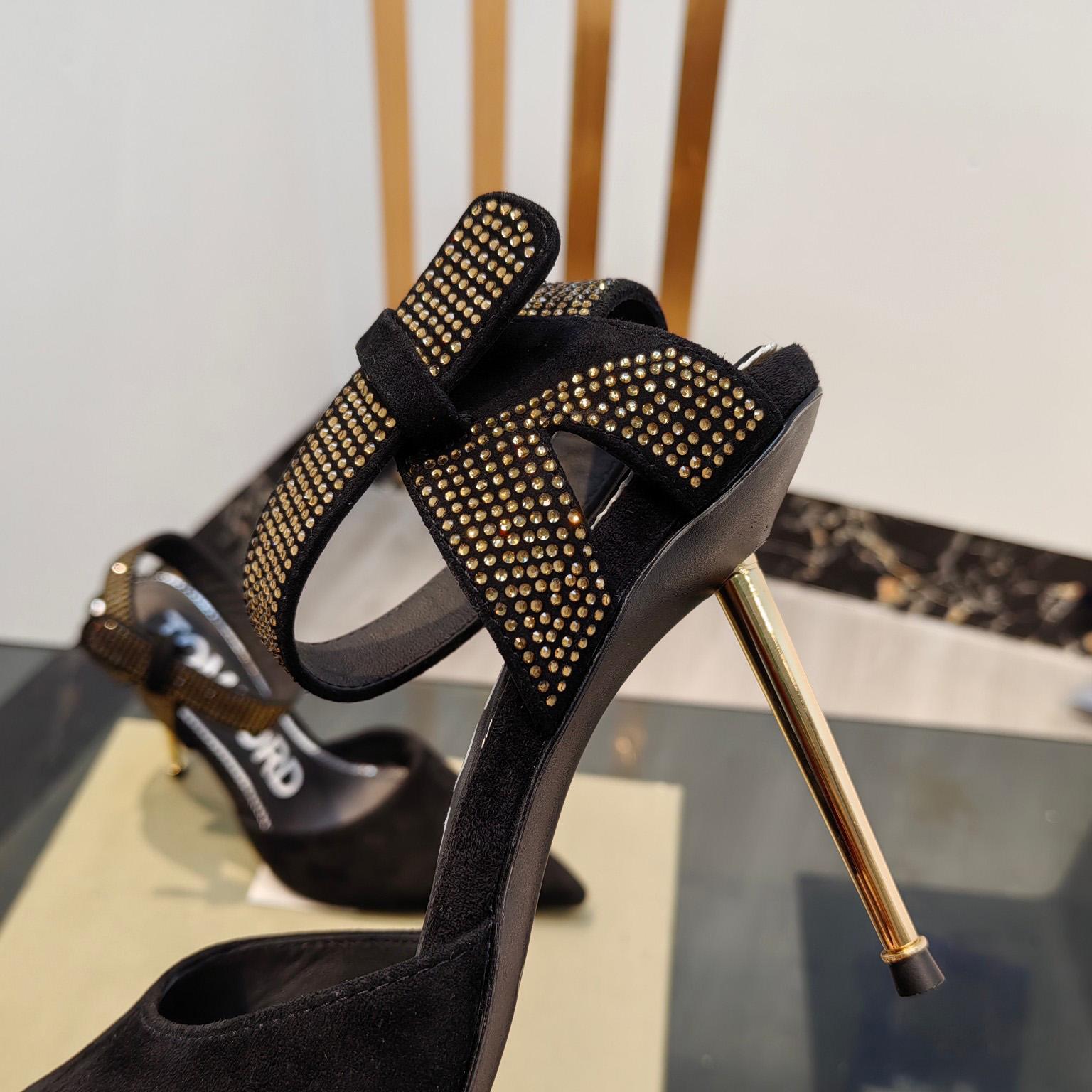 Tom Ford Asymmetric Crystal Ankle Strap Pumps - DopestKickz