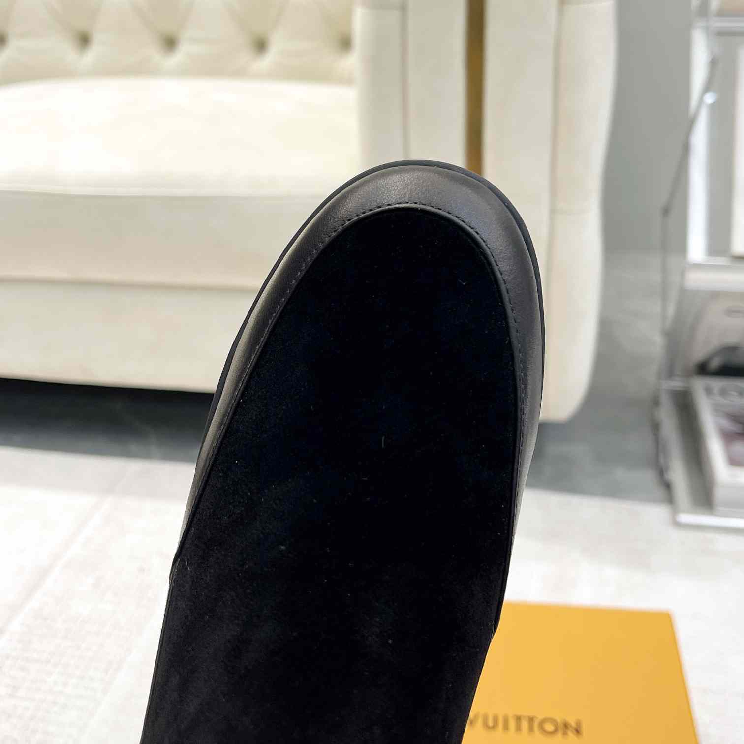 Louis Vuitton Laureate Platform Chelsea Boot - DopestKickz