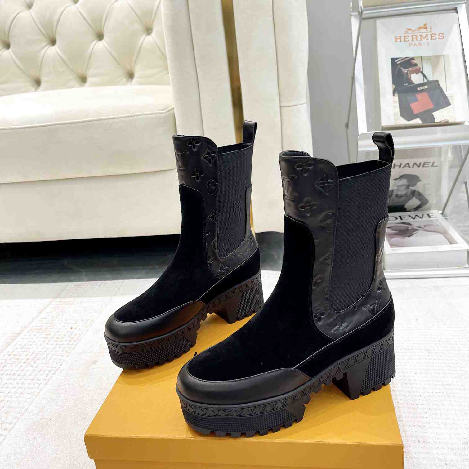 Louis Vuitton Laureate Platform Chelsea Boot - DopestKickz