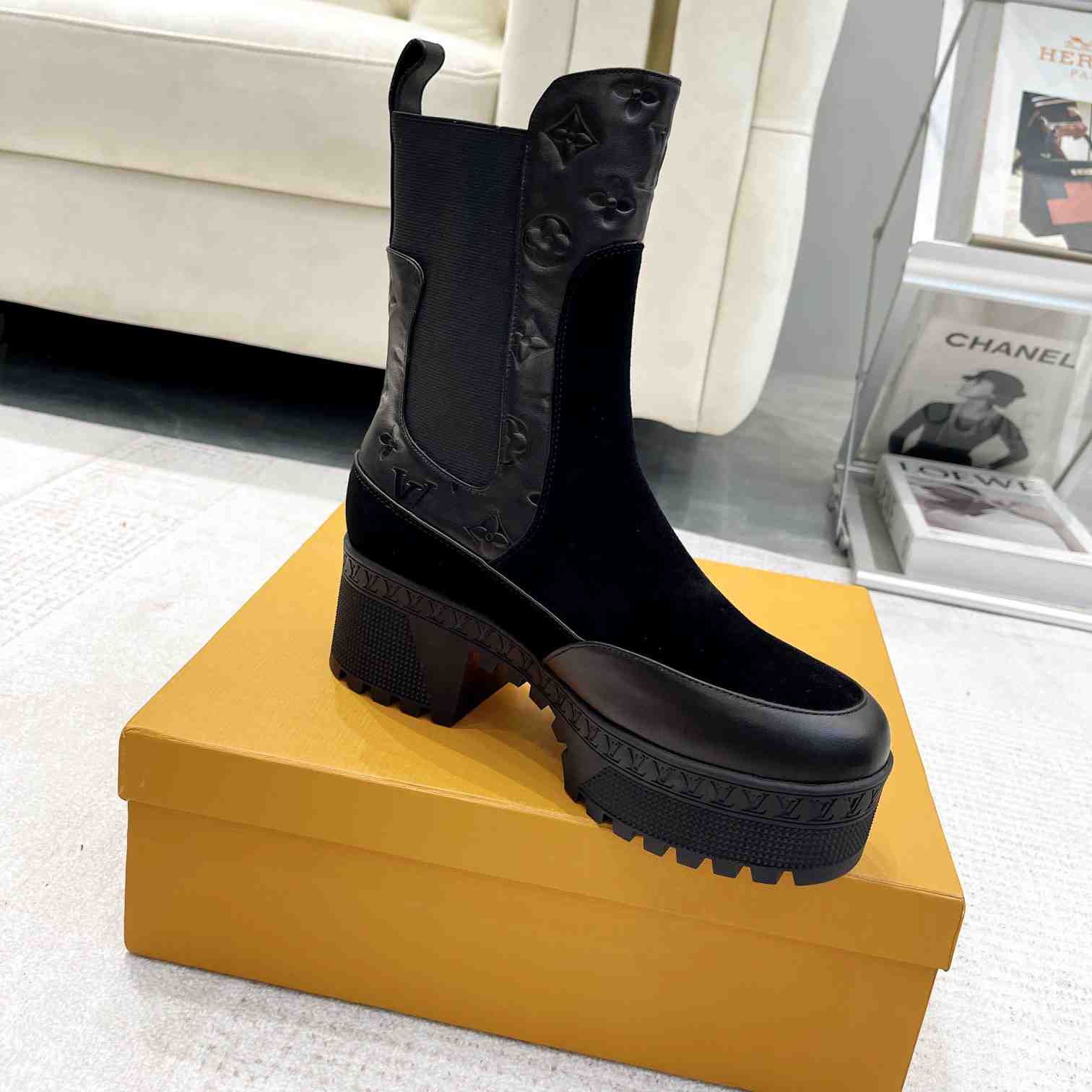 Louis Vuitton Laureate Platform Chelsea Boot - DopestKickz