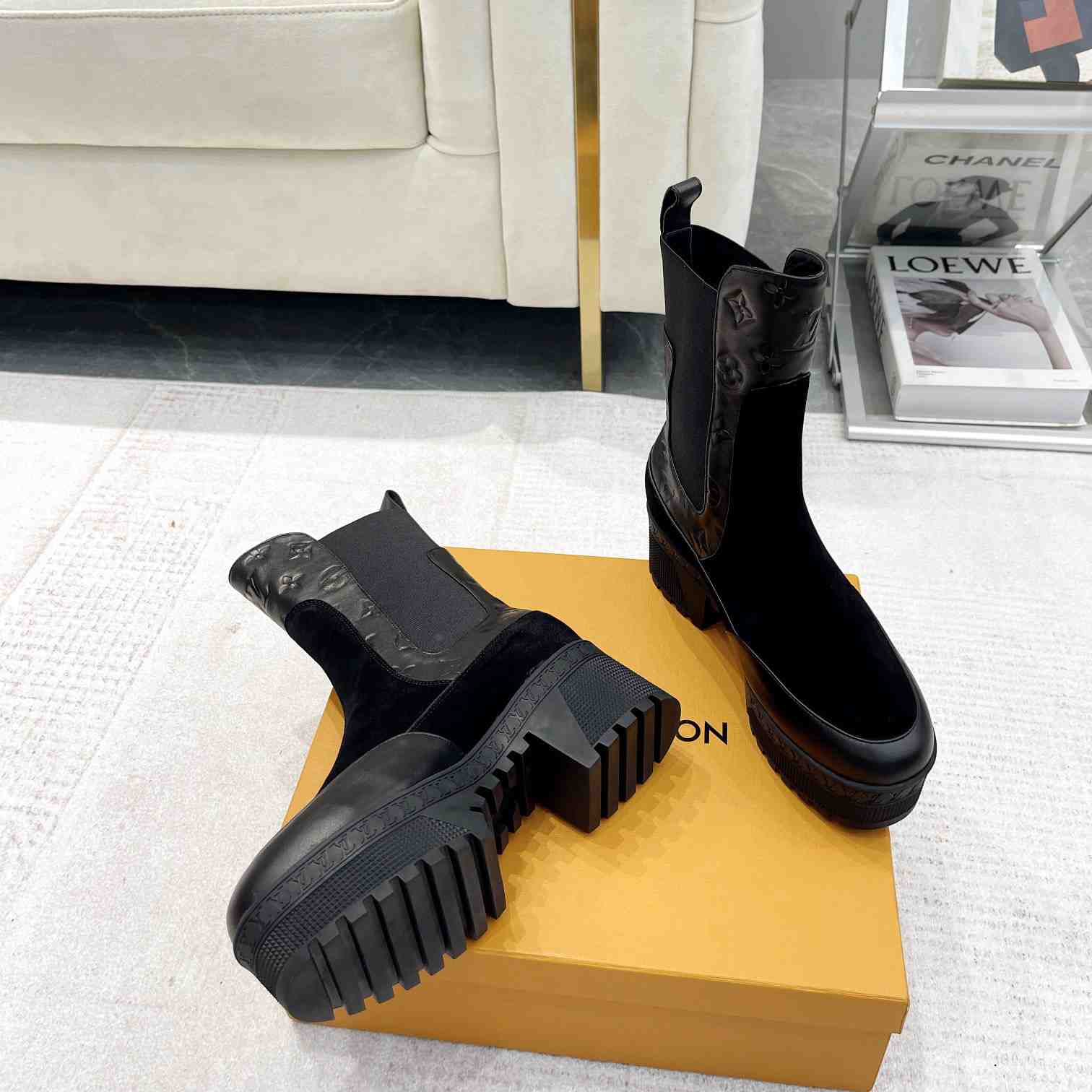 Louis Vuitton Laureate Platform Chelsea Boot - DopestKickz