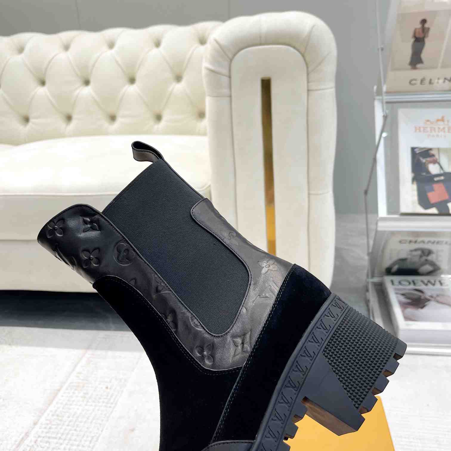 Louis Vuitton Laureate Platform Chelsea Boot - DopestKickz