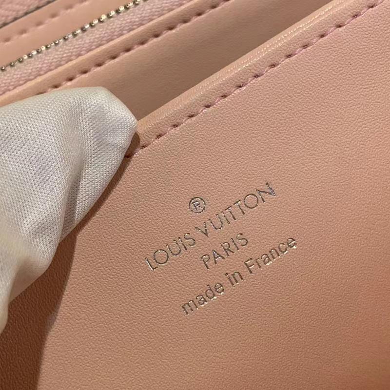 Louis Vuitton Zippy Wallet   M82755 - DopestKickz