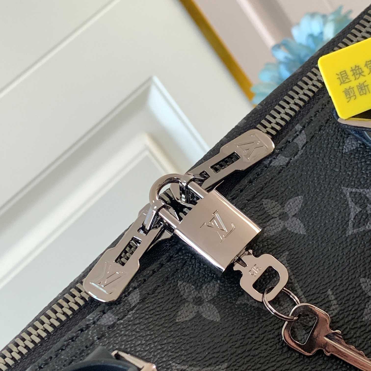 Louis Vuitton Keepall Bandouliere 55   M40605 - DopestKickz