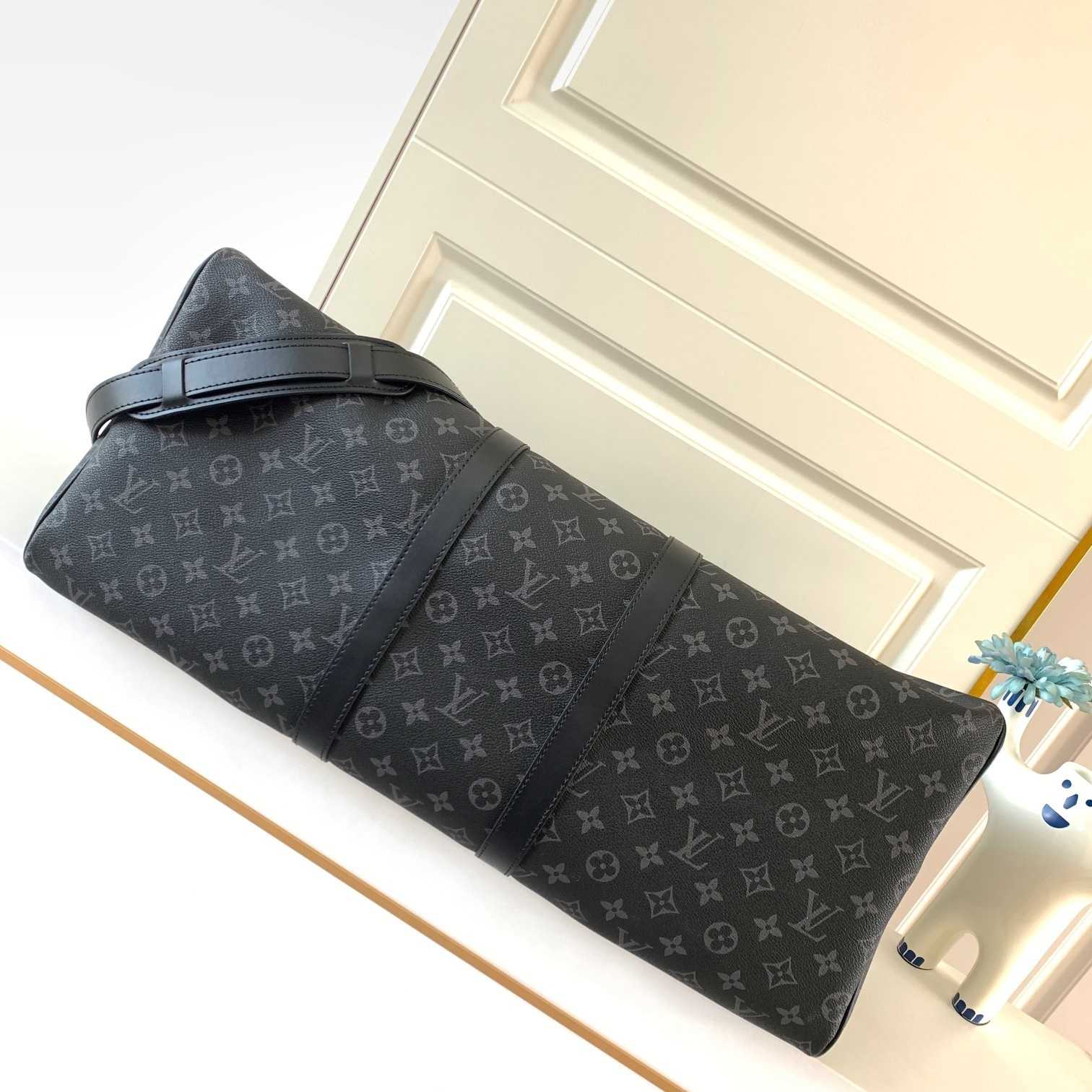 Louis Vuitton Keepall Bandouliere 55   M40605 - DopestKickz