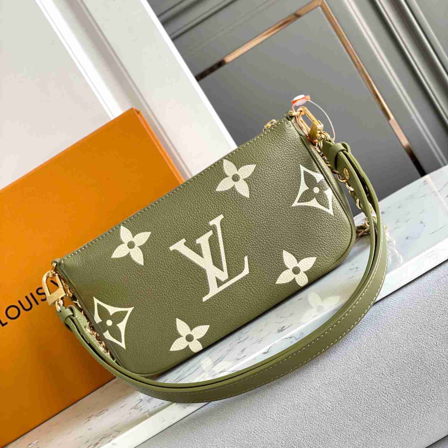 Louis Vuitton Multi Pochette Accessoires   (25-14.5-4.5cm) M22670 - DopestKickz