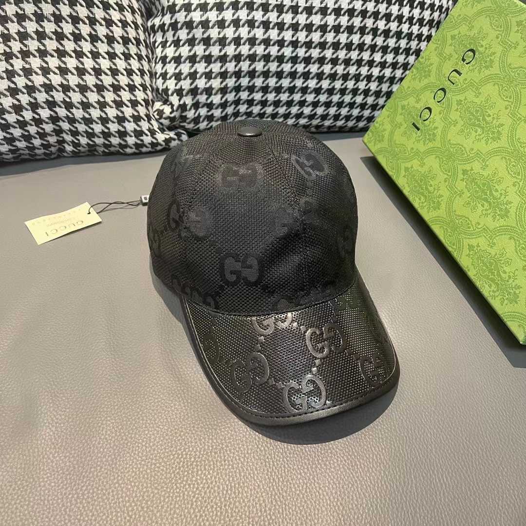 Gucci Jumbo GG Canvas Baseball Hat - DopestKickz