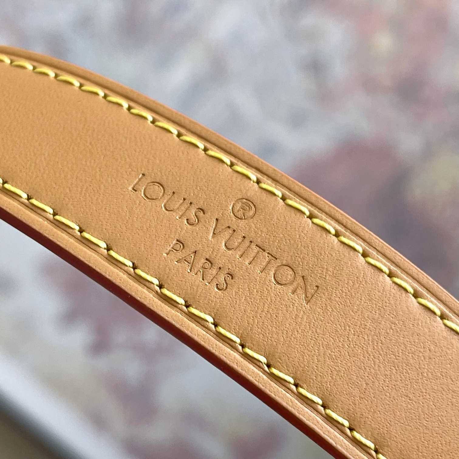 Louis Vuitton Diane    M46049 - DopestKickz