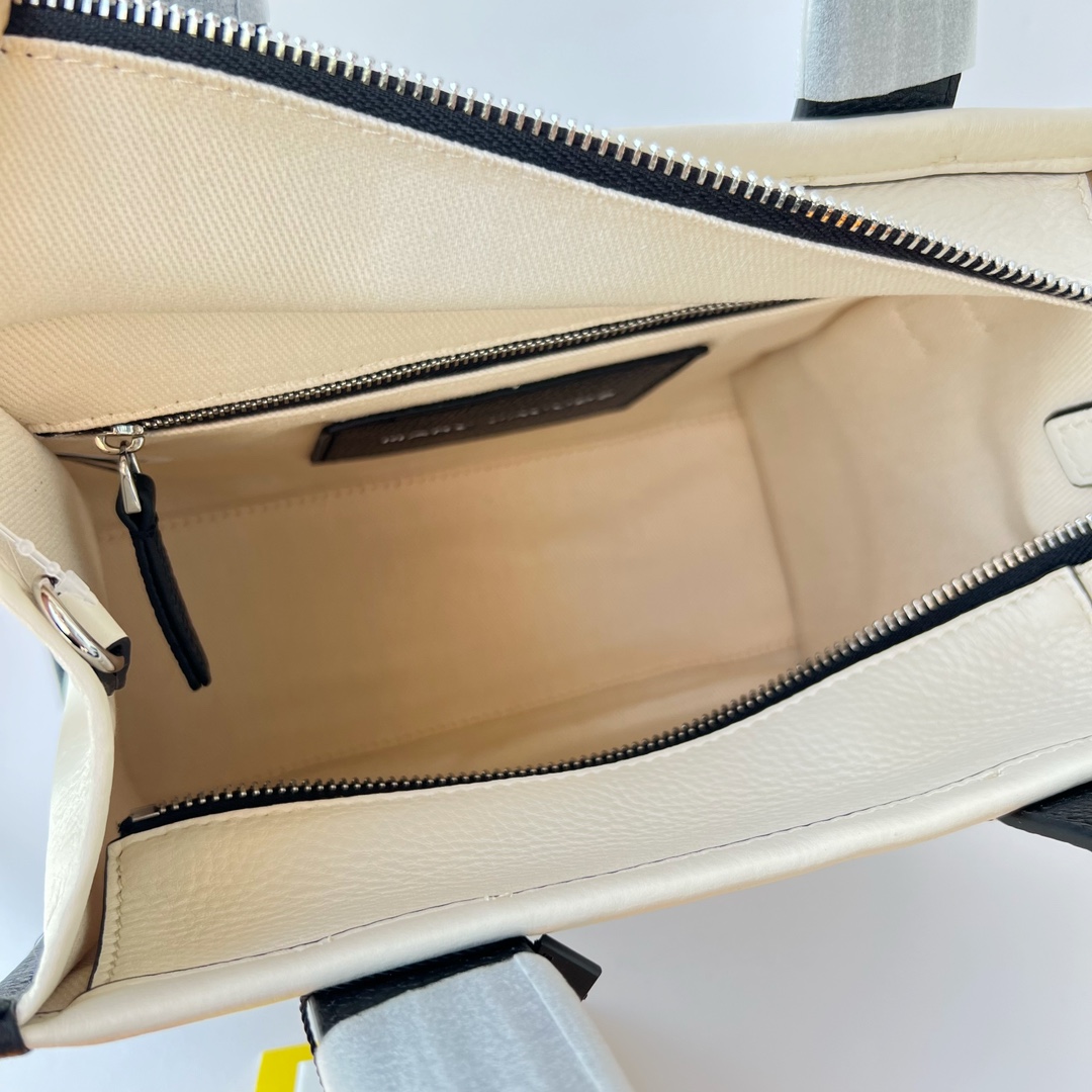 Marc Jacobs The colorblock Tote Bag  (26-20-13cm) - DopestKickz