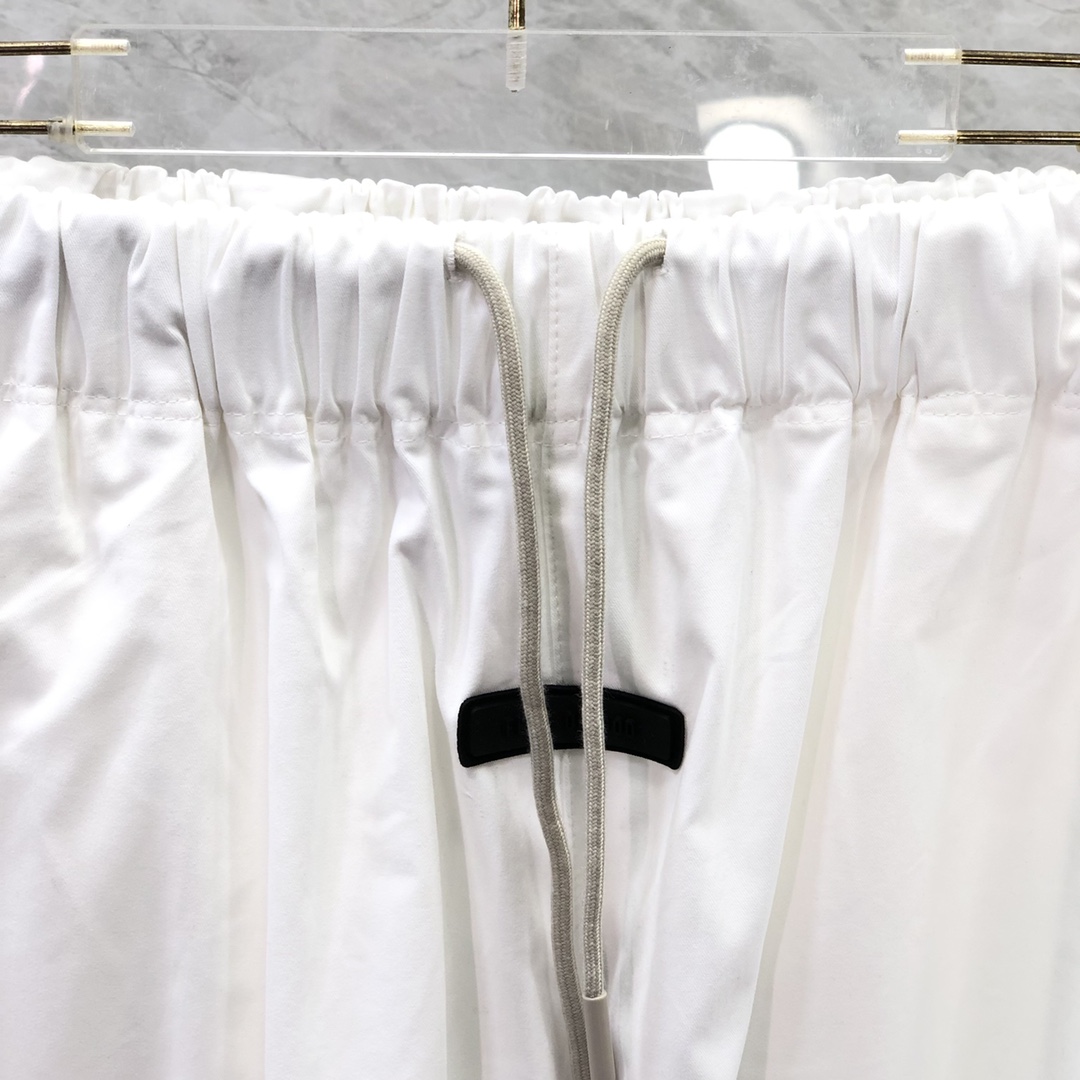 Fear of God Essentials Relaxed Trouser - DopestKickz