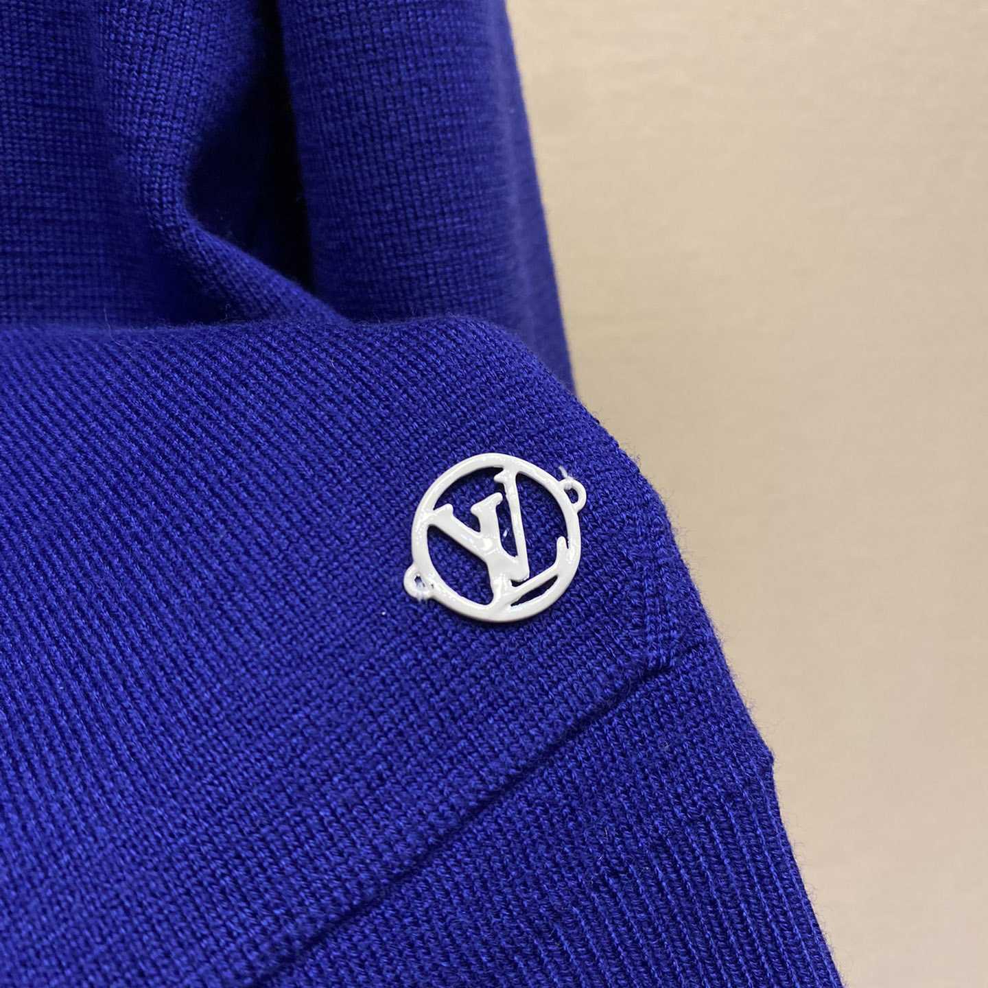 Louis Vuitton Cardigan - DopestKickz