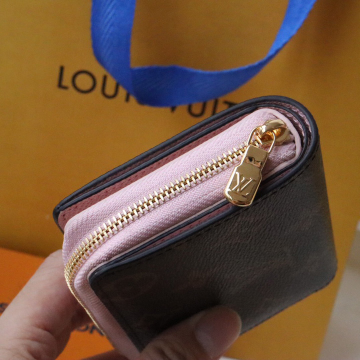 Louis Vuitton Lou Wallet  M82378 - DopestKickz