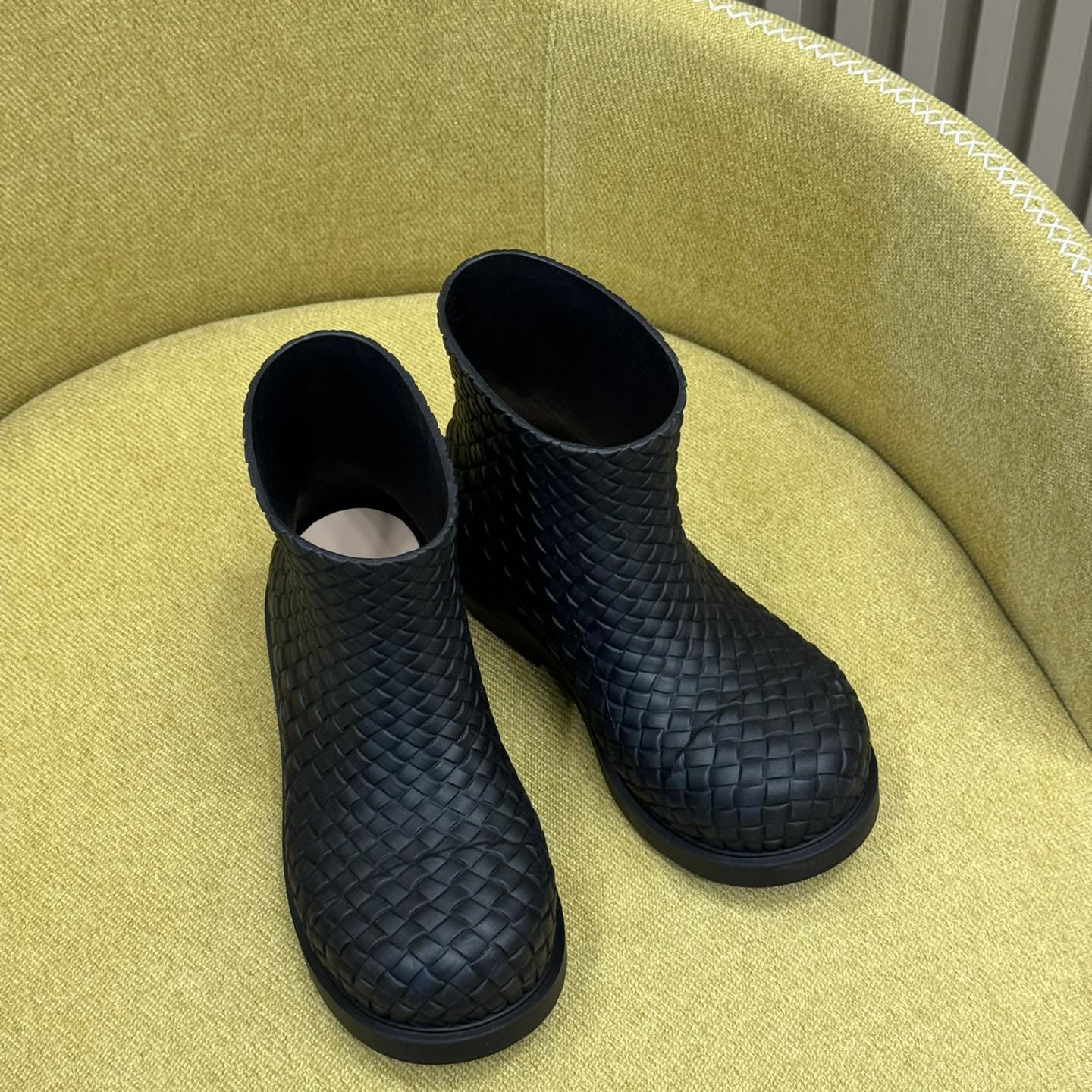 Bottega Veneta Fireman Ankle Boot - DopestKickz