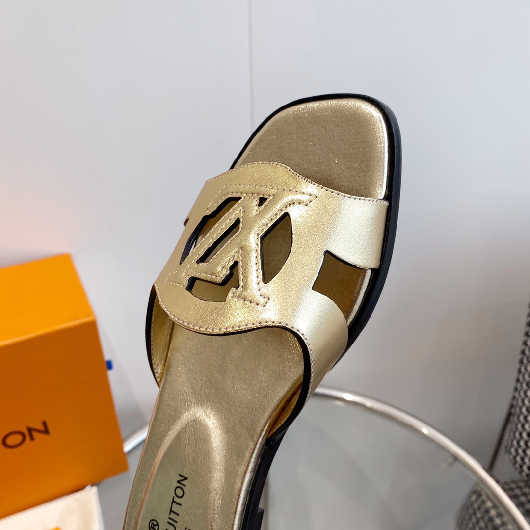Louis Vuitton LV Isola Flat Mule    - DopestKickz