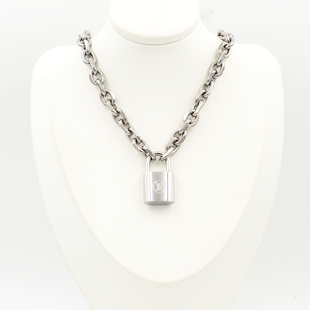 Louis Vuitto LV Edge Cadenas Necklace   - DopestKickz