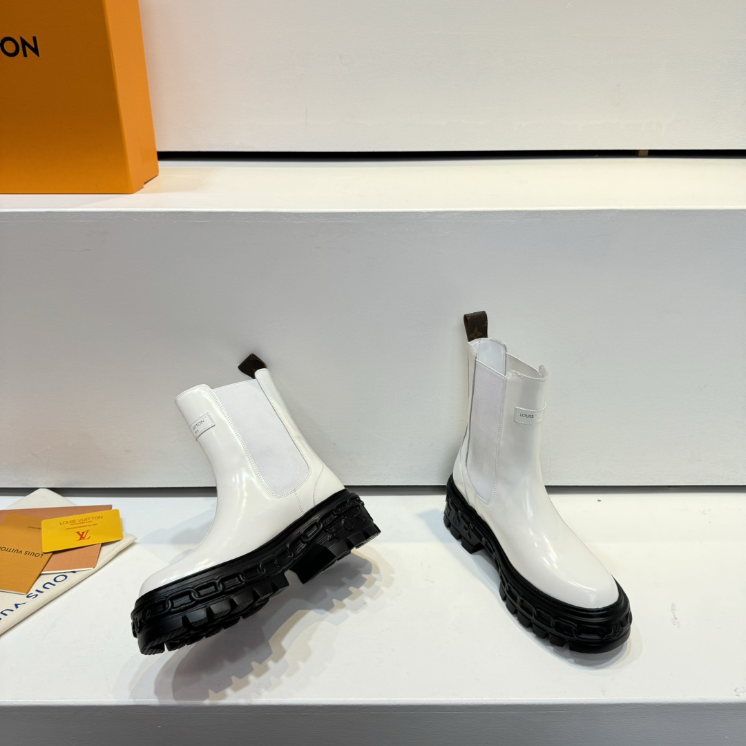 Louis Vuitton LV Record Chelsea Boot - DopestKickz