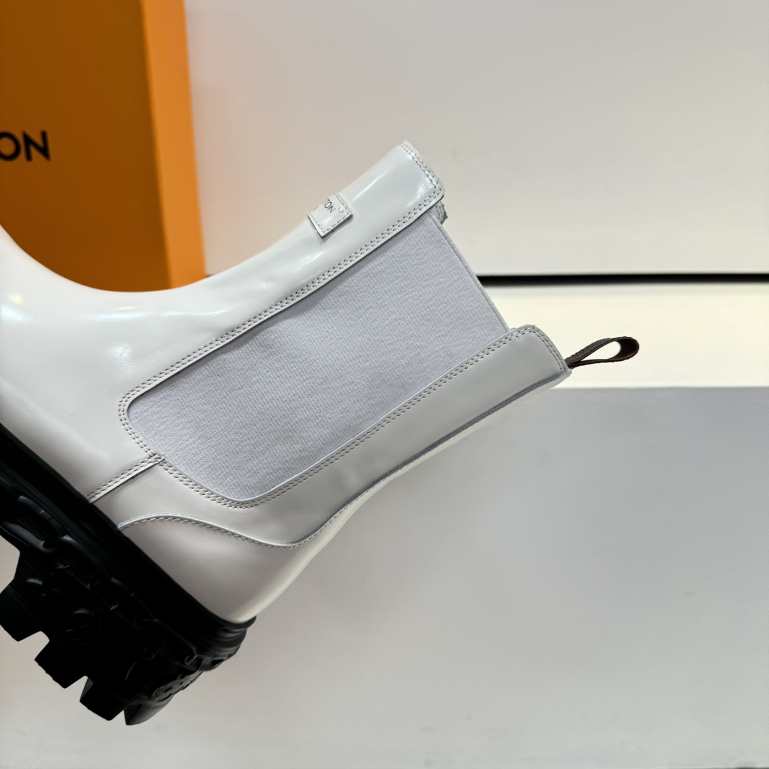Louis Vuitton LV Record Chelsea Boot - DopestKickz
