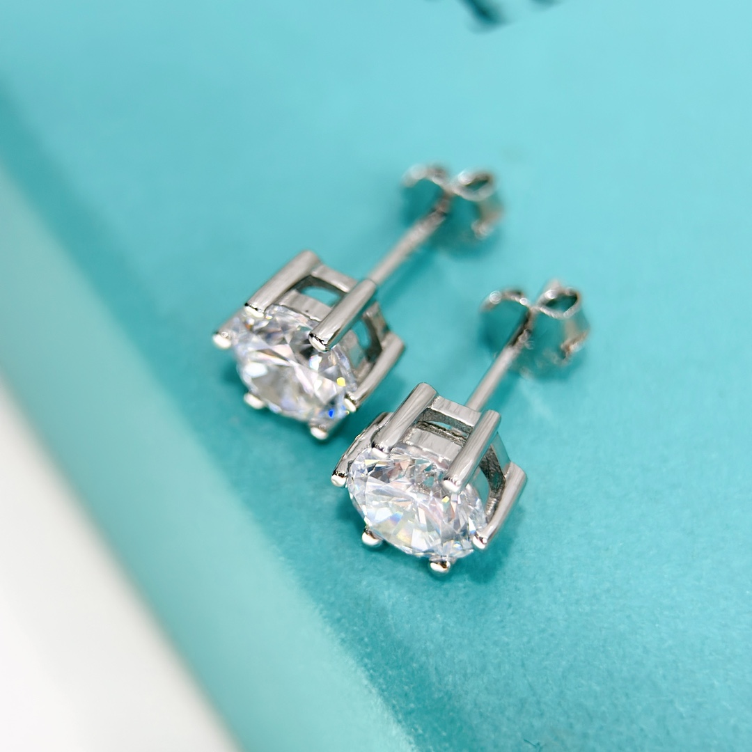 Tiffany&CO Earrings - DopestKickz