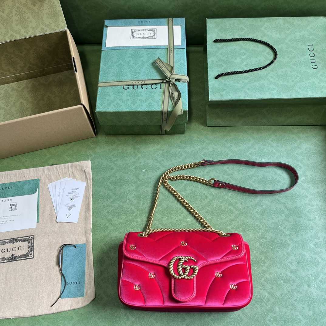 Gucci GG Marmont Small Shoulder Bag - DopestKickz