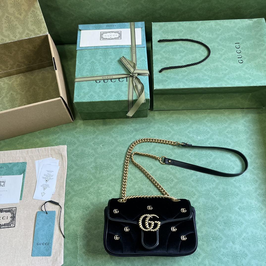Gucci GG Marmont Mini Shoulder Bag - DopestKickz