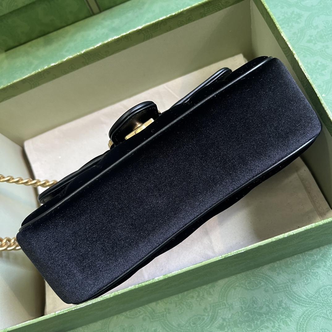 Gucci GG Marmont Mini Shoulder Bag - DopestKickz