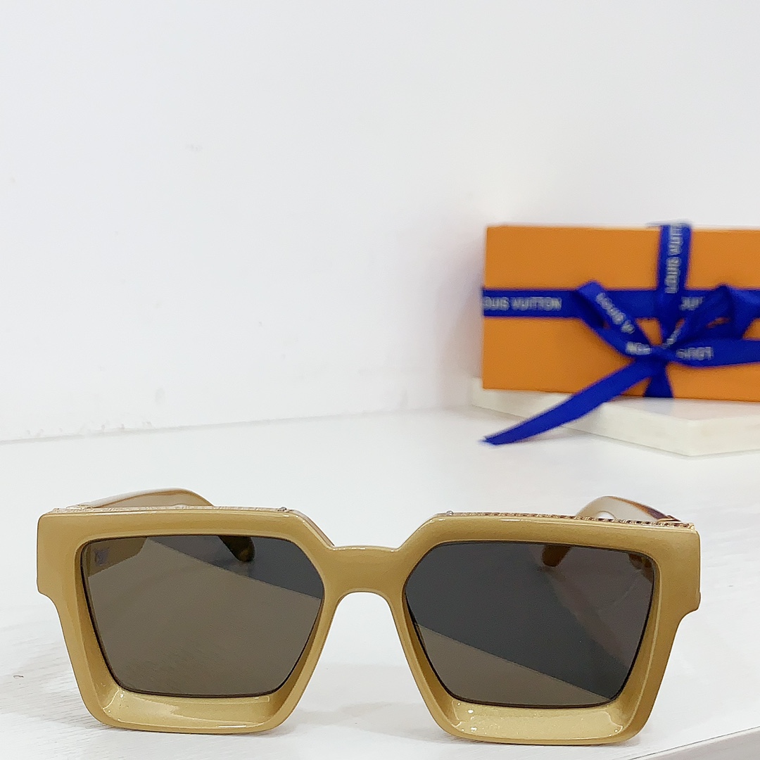 Louis Vuitton 1.1 Millionaires Sunglasses    Z1165 - DopestKickz