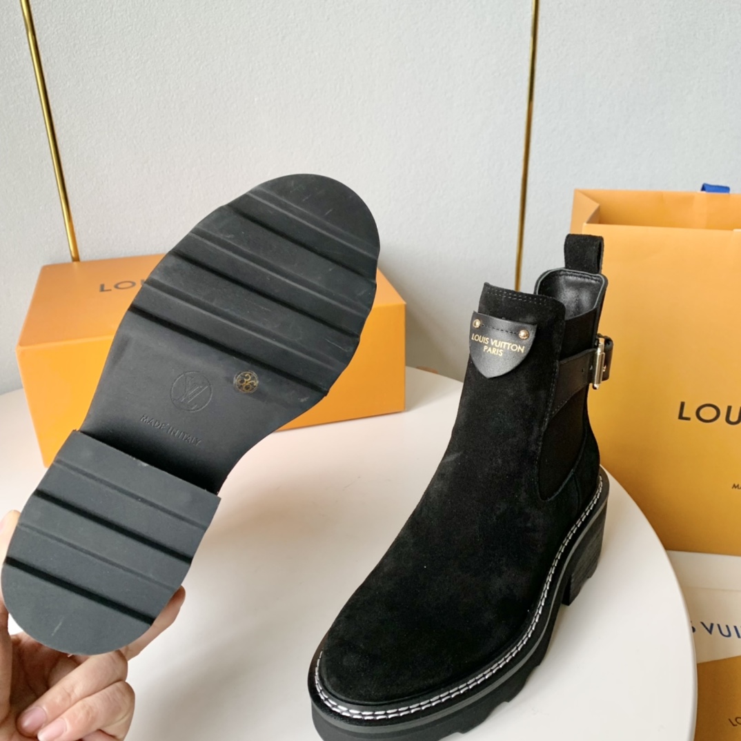Louis Vuitton LV Beaubourg Ankle Boot - DopestKickz
