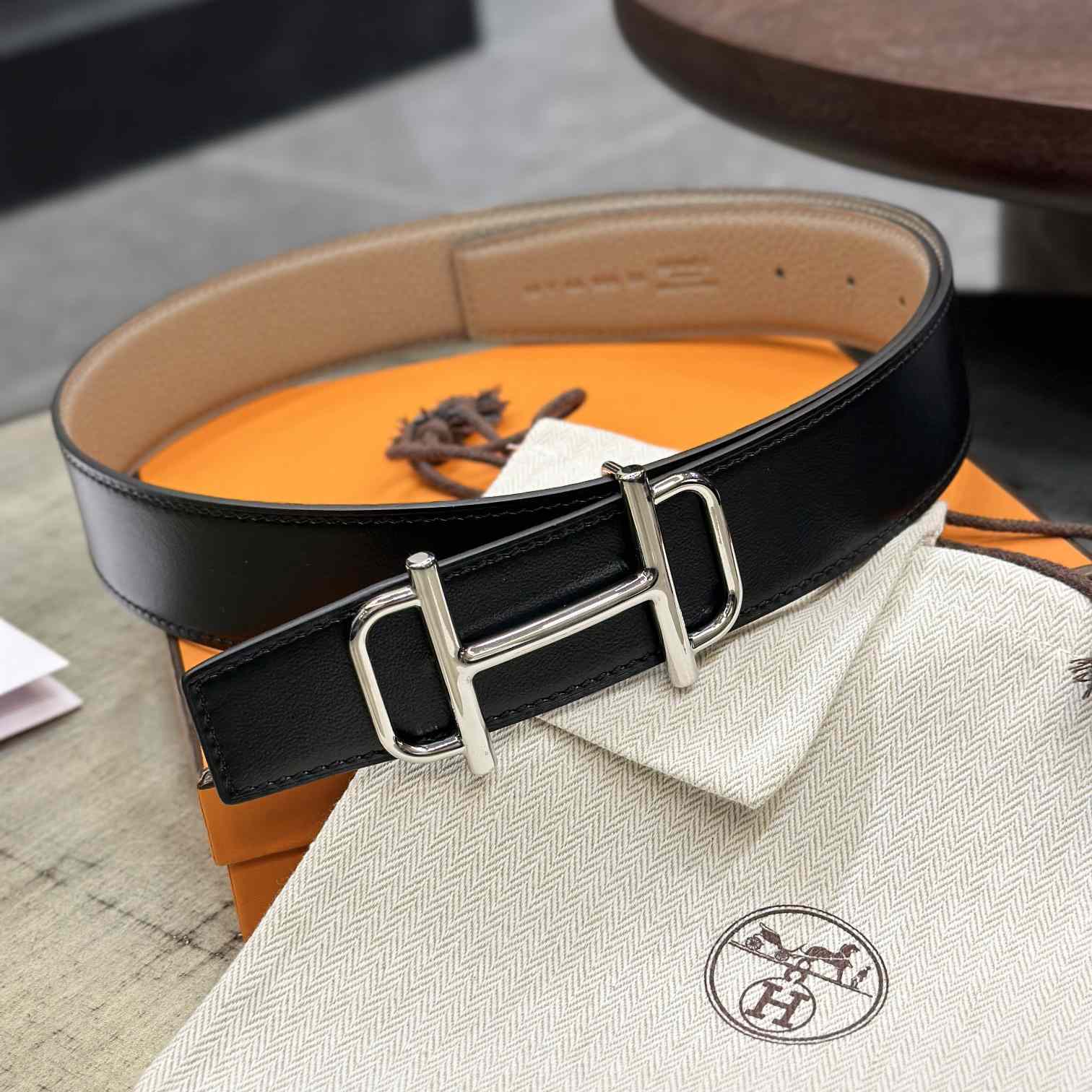 Hermes Royal Belt Buckle & Reversible Leather Strap 38 mm - DopestKickz