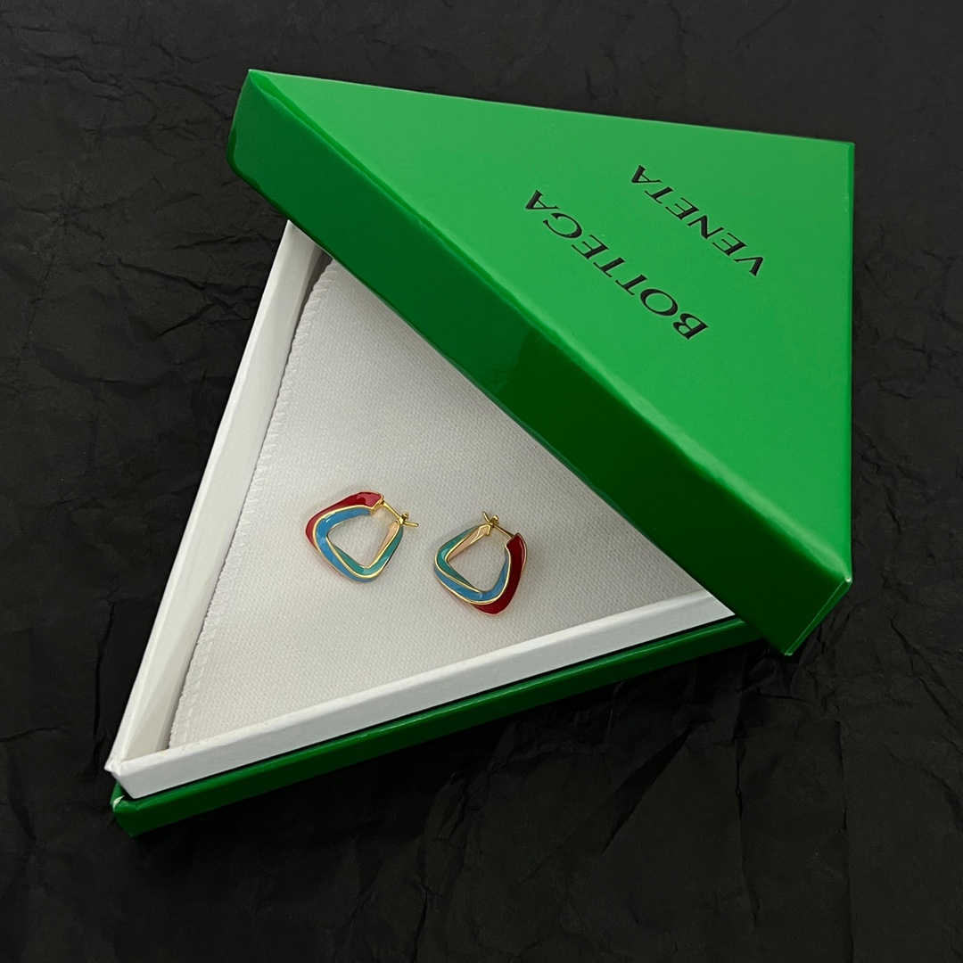 Bottega Veneta Twist Triangle Hoop Earrings - DopestKickz