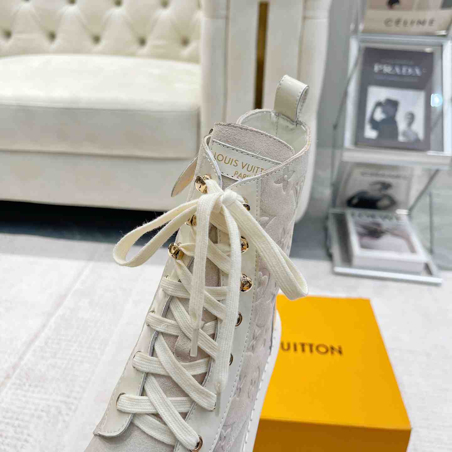 Louis Vuitton Territory Flat Ranger - DopestKickz