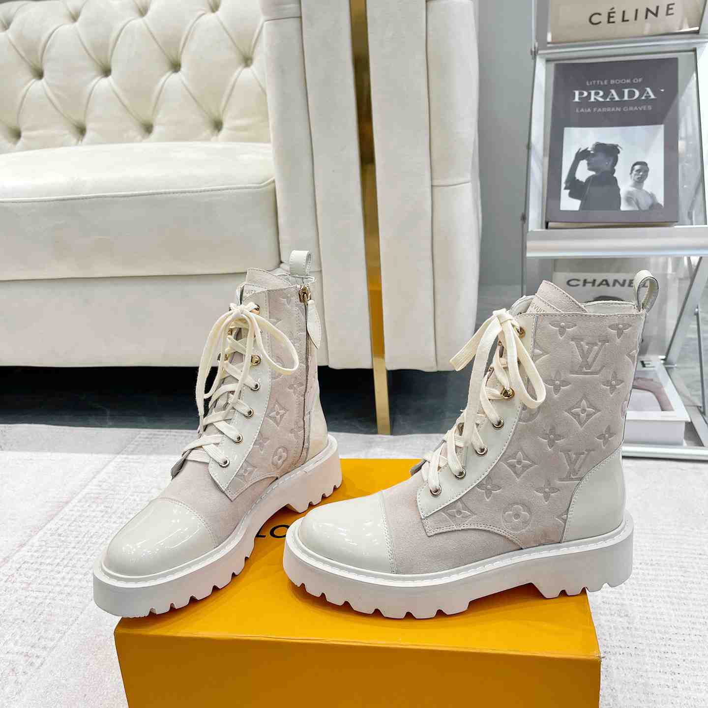 Louis Vuitton Territory Flat Ranger - DopestKickz