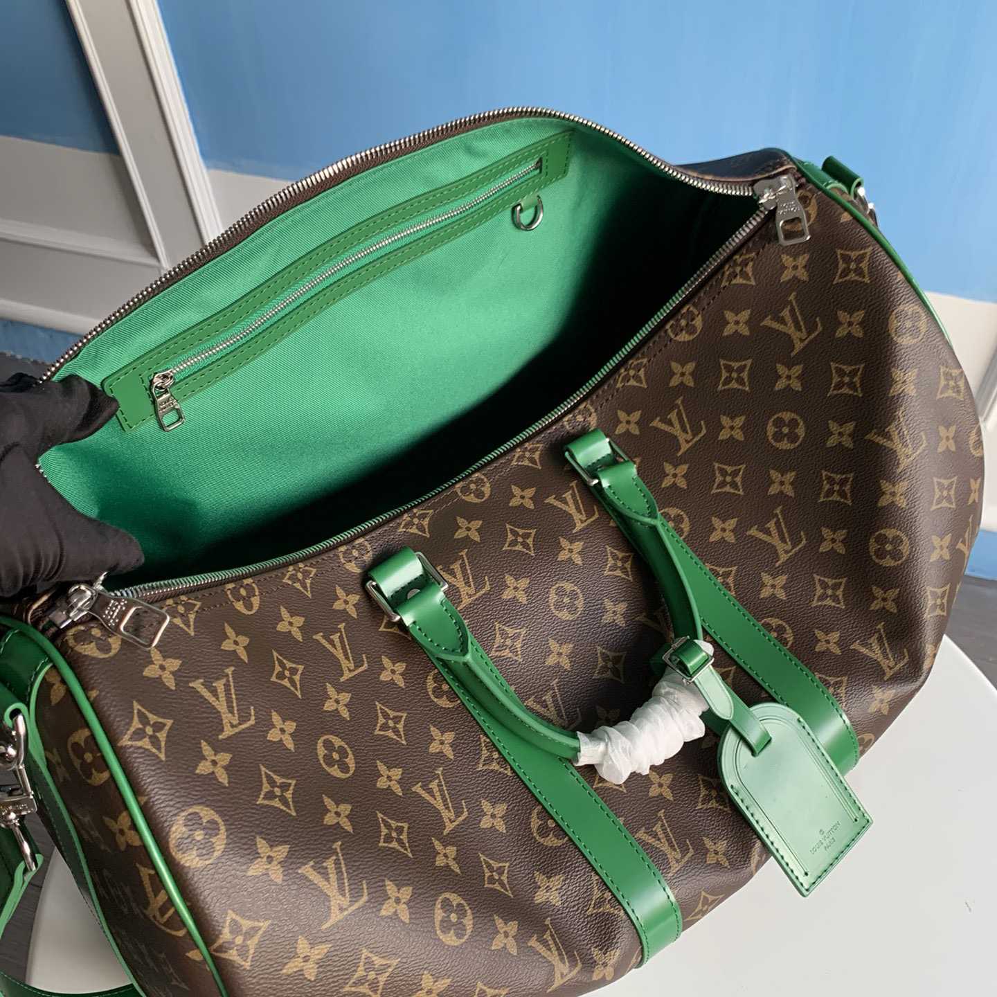 Louis Vuitton Keepall Bandoulière 50     M46774 - DopestKickz