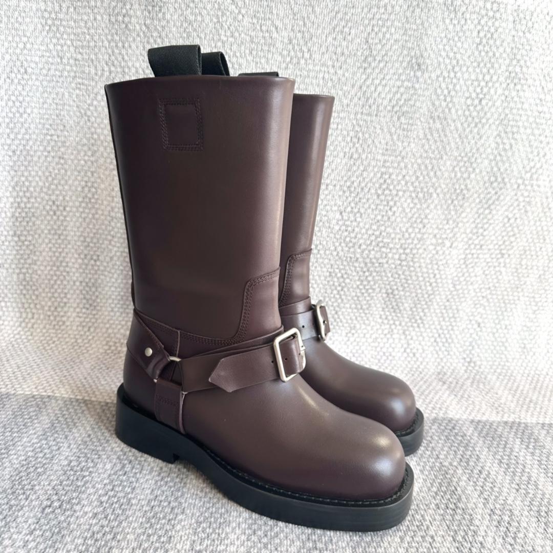 Burberry Leather Saddle Low Boots - DopestKickz