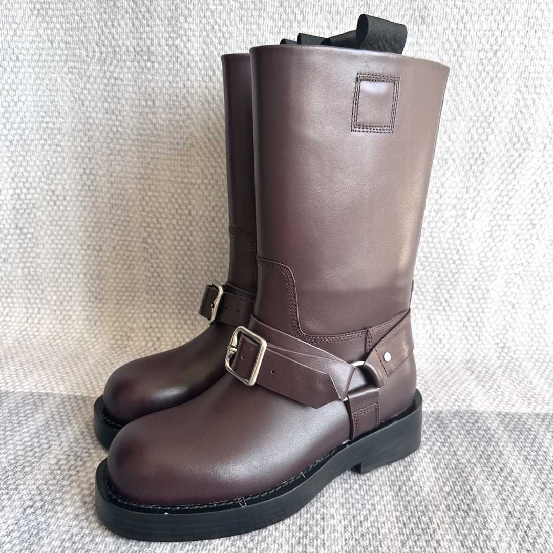 Burberry Leather Saddle Low Boots - DopestKickz