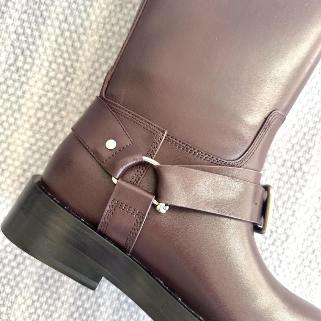 Burberry Leather Saddle Low Boots - DopestKickz