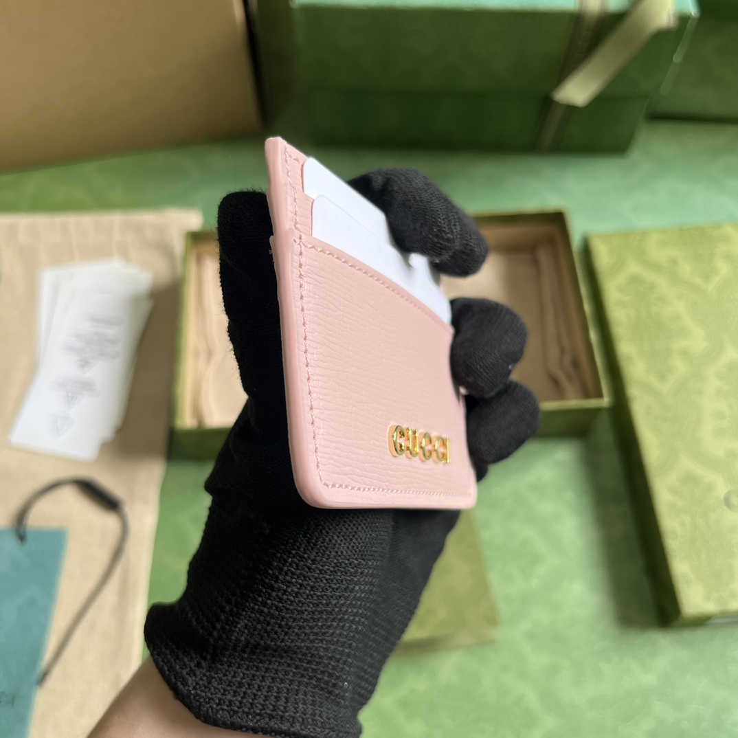 Gucci Card Case With Gucci Script - DopestKickz