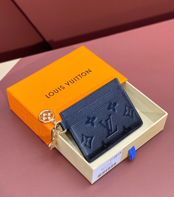 LV Charms Card Holder 10.2 x 7.3 x 0.3cm - DopestKickz