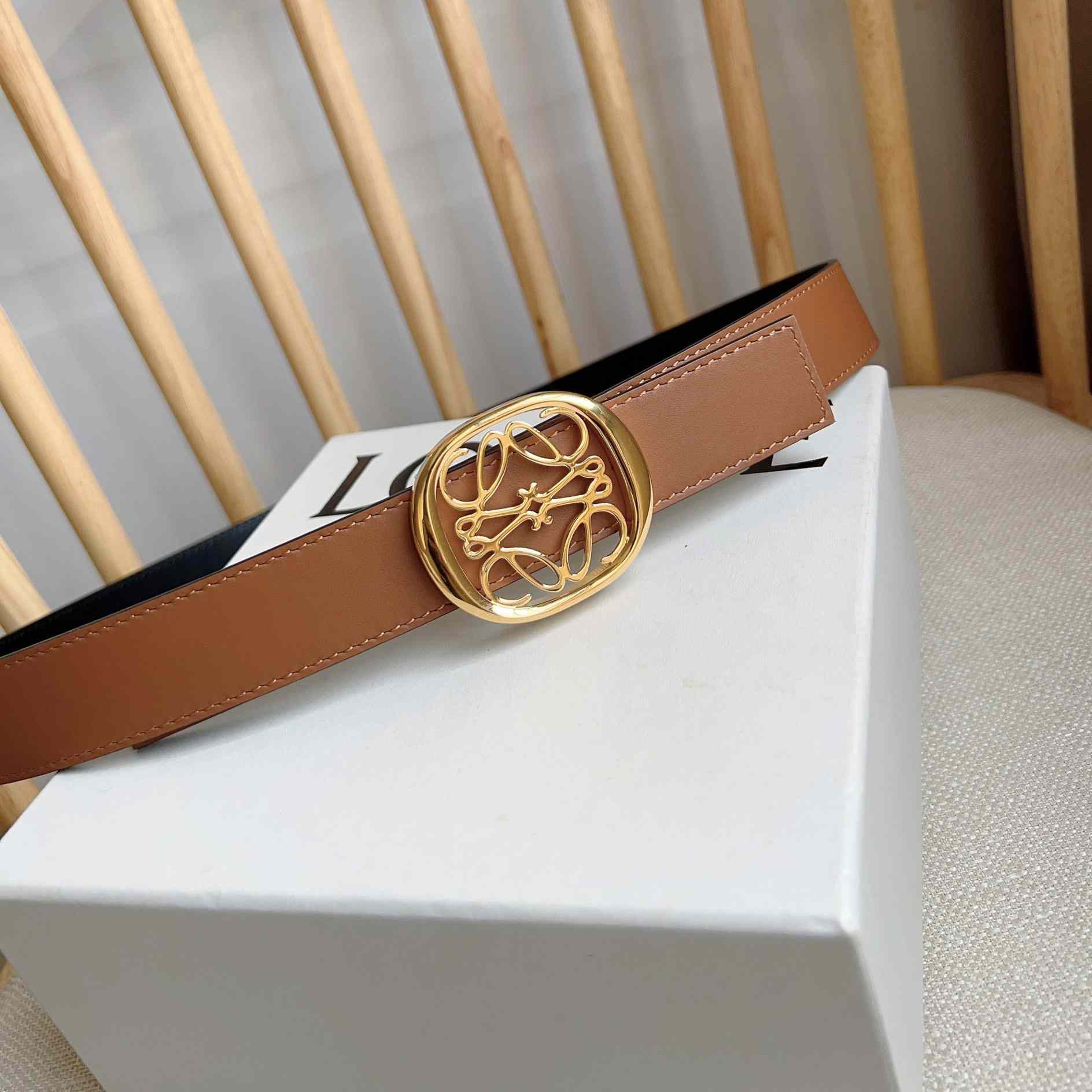 Loewe Reversible Anagram Ellipse belt In Smooth Calfskin - DopestKickz