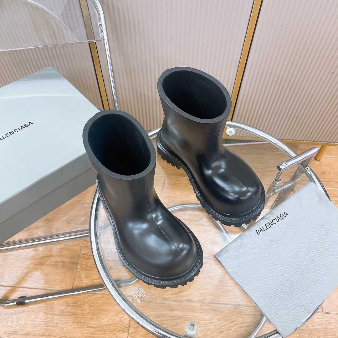 Balenciaga Steroid Bootie In Black - DopestKickz