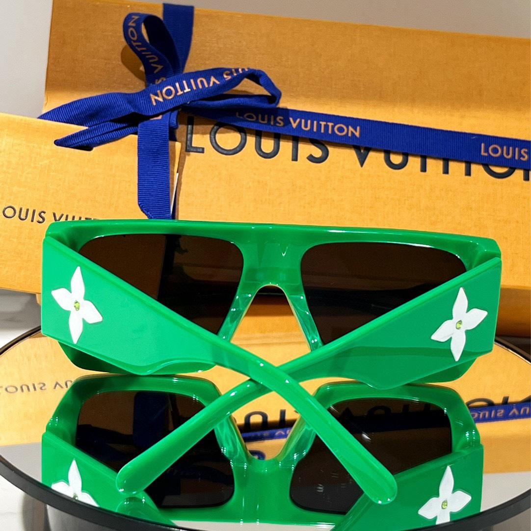 Louis Vuitton Sunglasses   Z2615W - DopestKickz