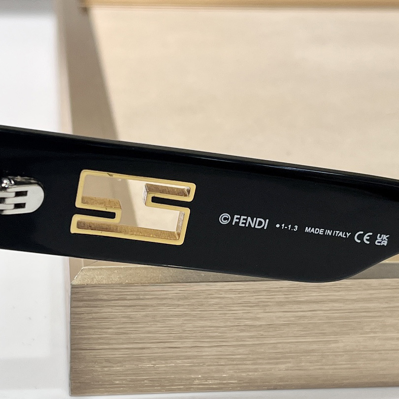 Fendi Baguette Black Acetate Sunglasses - DopestKickz