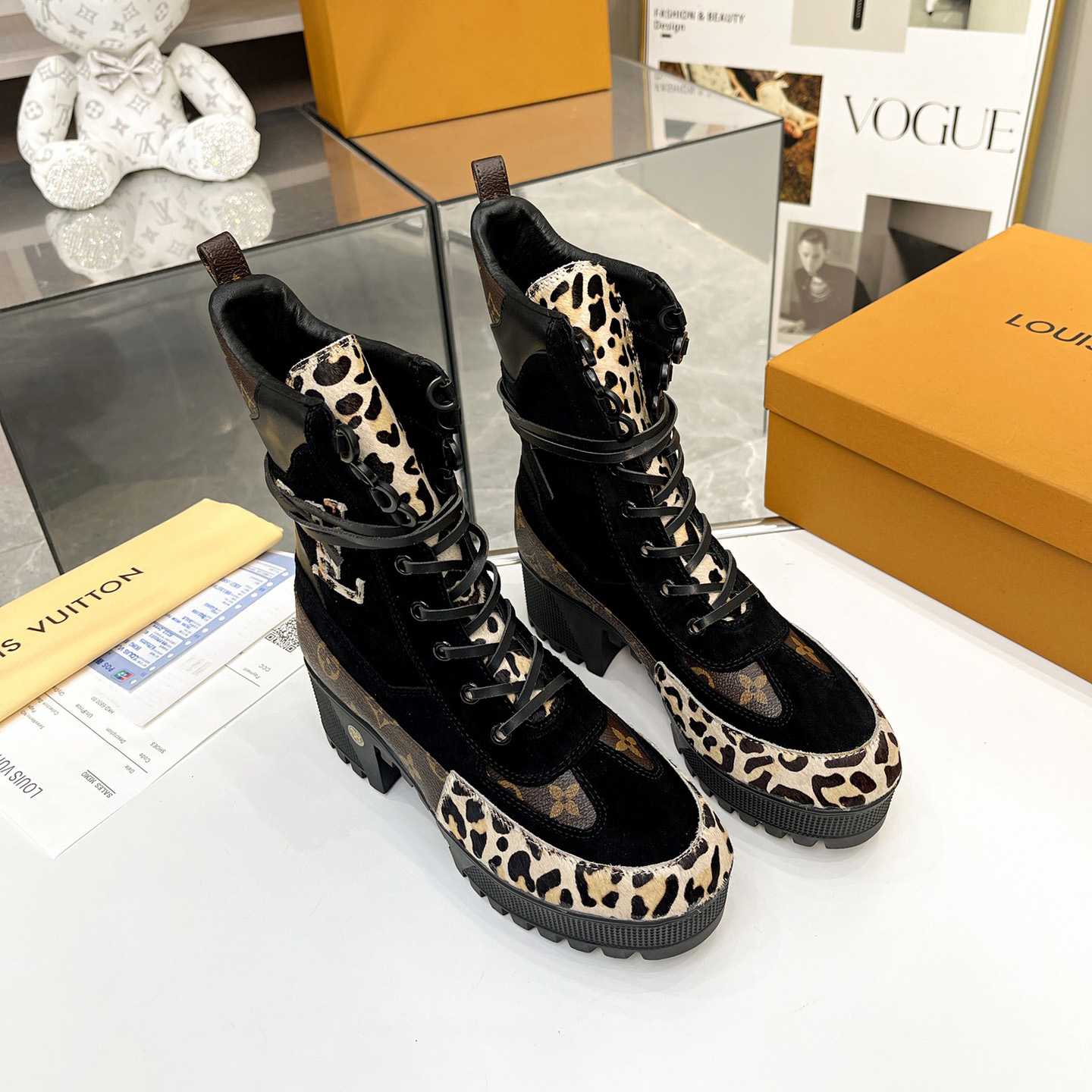 Louis Vuitton Laureate Platform Desert Boot - DopestKickz