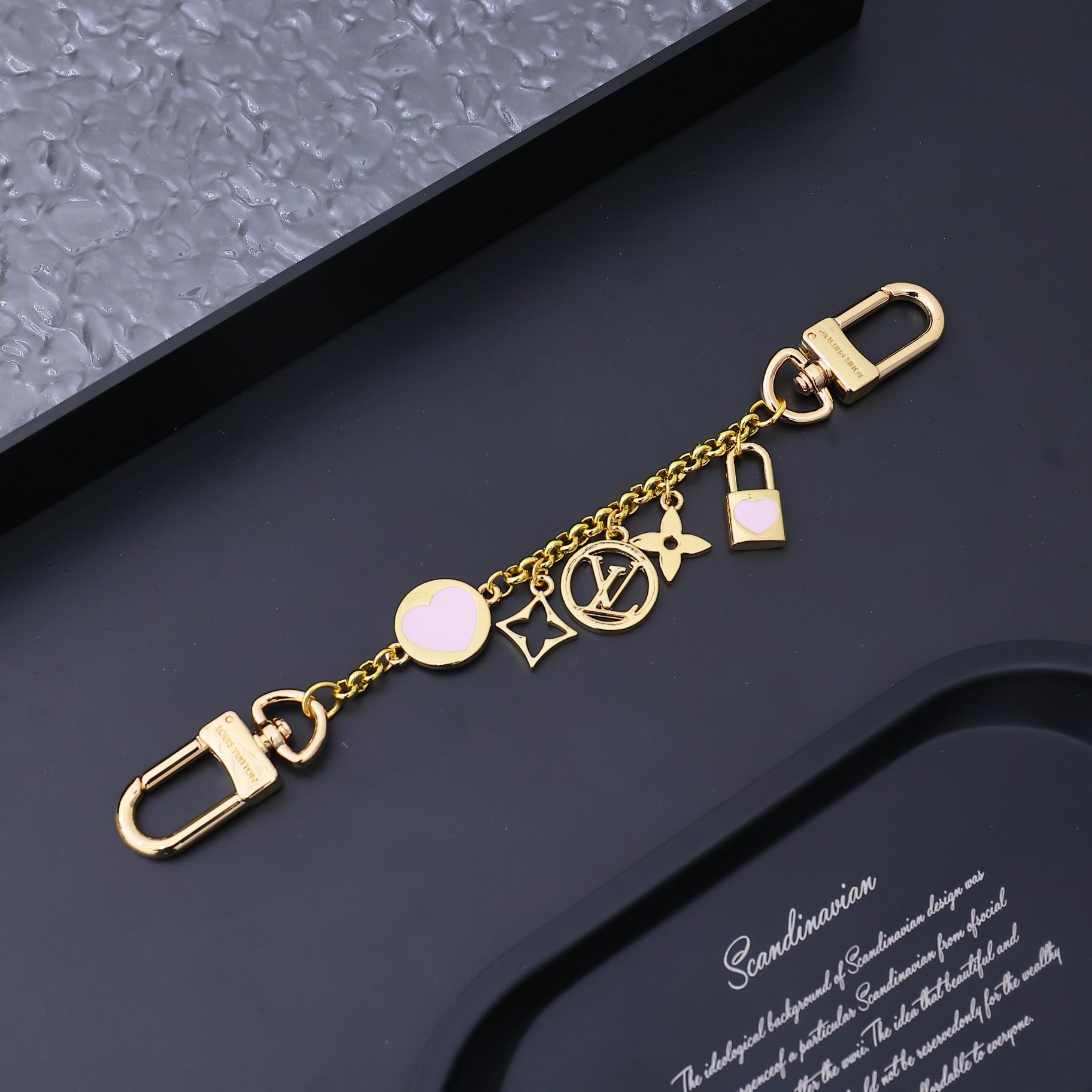 Louis Vuitton LV Iconic Heart Bag Charm    M01421 - DopestKickz