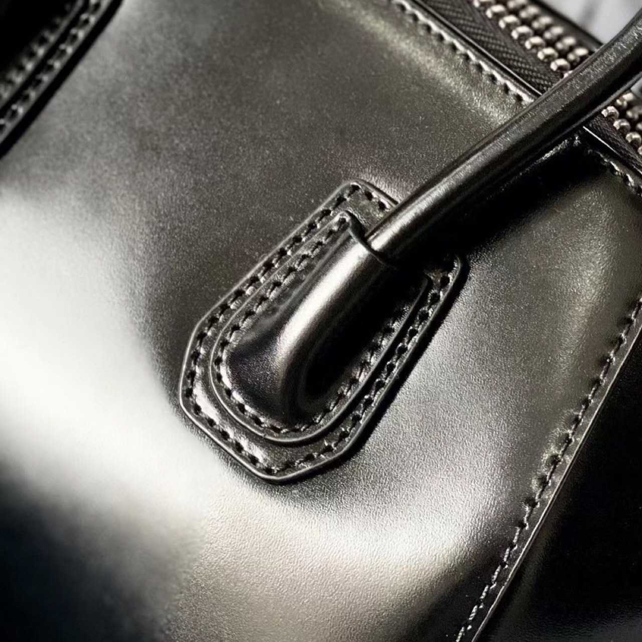 Givenchy Antigona Tote  22-27-13cm - DopestKickz