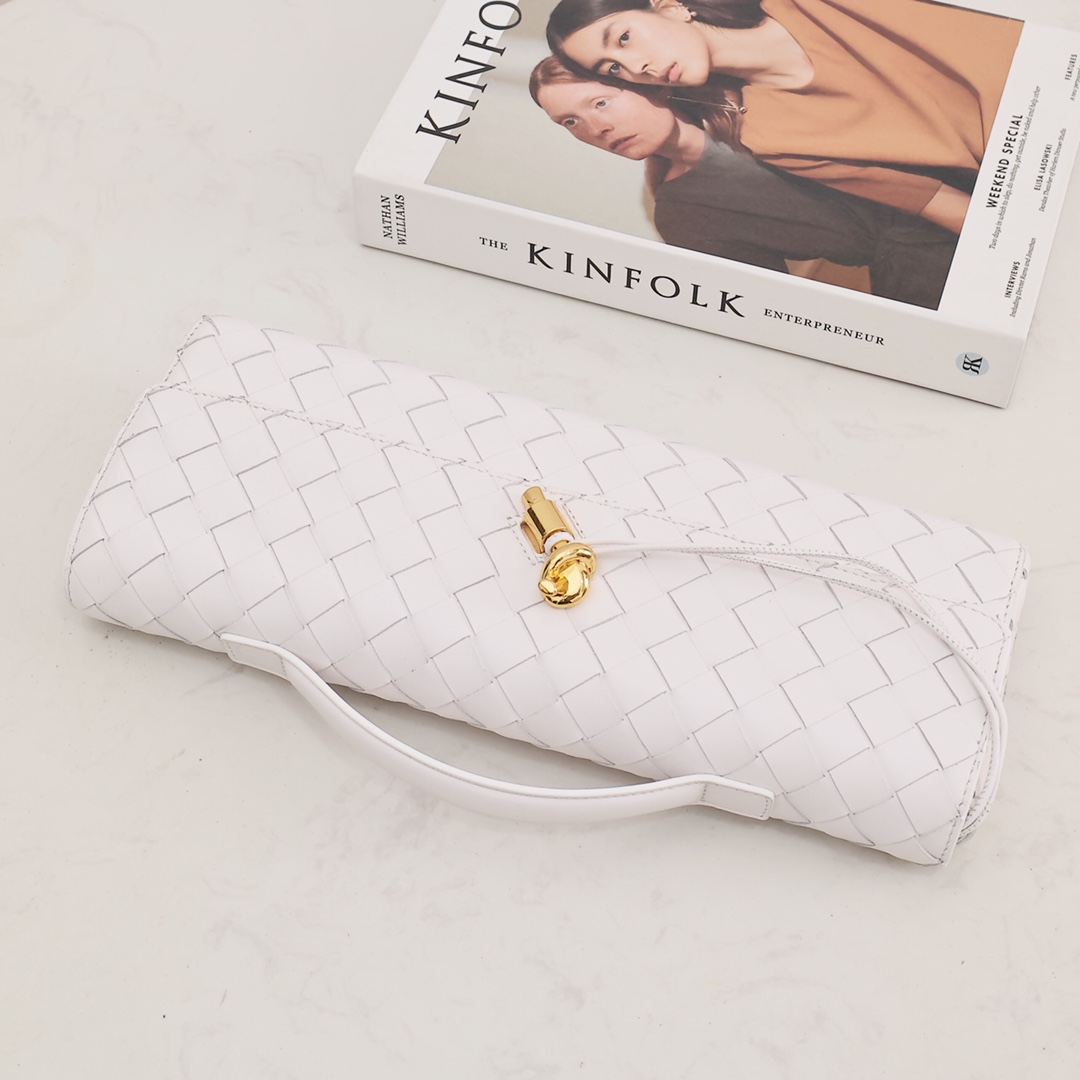 Bottega Veneta Long Clutch Andiamo With Handle - DopestKickz